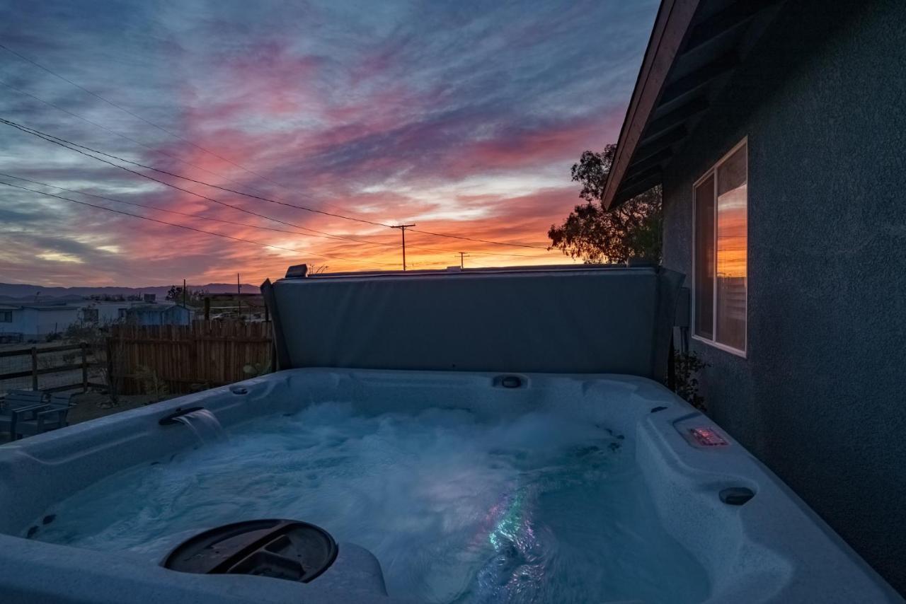 Desert Twilight 29 - Hot Tub&EV Charger Twentynine Palms Exterior foto